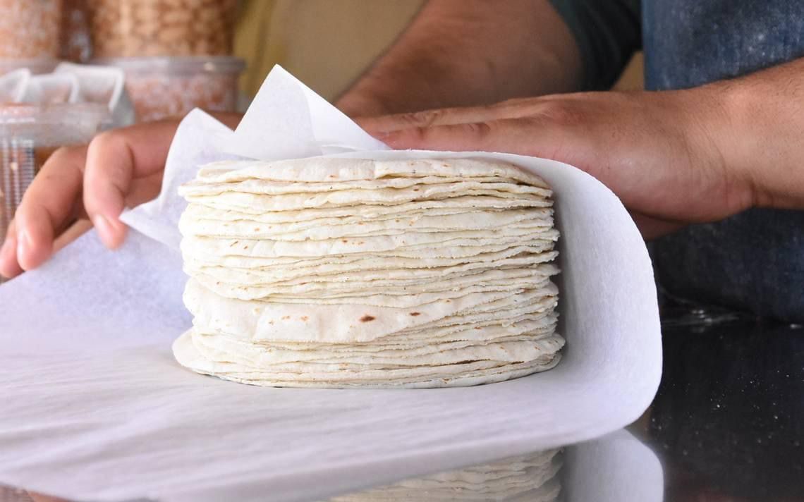 Sin Control el Precio de la tortilla, Hasta 24 pesos se vende en varios Puntos de la región