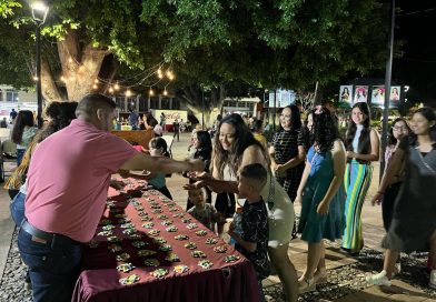 Impulsan en Apozol las tradiciones de Semana Santa con el juego de “Pares o Nones”
