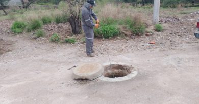 Atienden reportes de fugas y drenajes en colonias de Jalpa