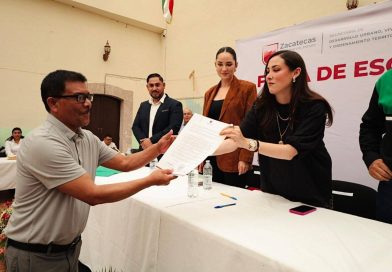 Firman Gobierno de Zacatecas y Ayuntamiento de Cuauhtémoc 112 escrituras del Fraccionamiento Nuevo Milenio