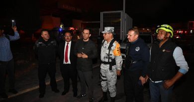 Mantienen bajo control el fuego en las bodegas de Segalmex en donde esta tarde se registró un incendio