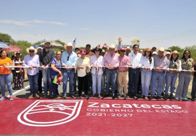Inaugura Gobernador David Monreal rehabilitación de 14.80 km del camino Chichimequillas–El Mezquite, en Fresnillo