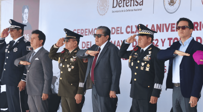 Encabeza Gobernador David Monreal Ávila conmemoración del CLXIV Aniversario de la Batalla de Puebla y Toma de Protesta de Bandera a soldados del SMN