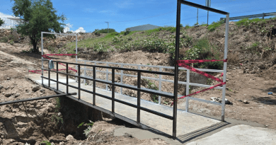 Construyen puente peatonal para mejorar movilidad y desfogue pluvial en la colonia Guerrero