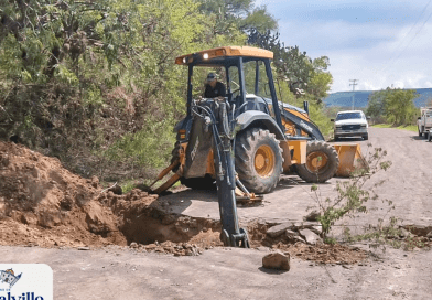 Atiende Gobierno de Calvillo socavón en carretera a la Presa de la Ordeña Vieja