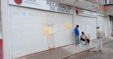 Telesecundarias mantienen paro en Jalpa; exigen cumplimiento sobre el pago de la hora 32