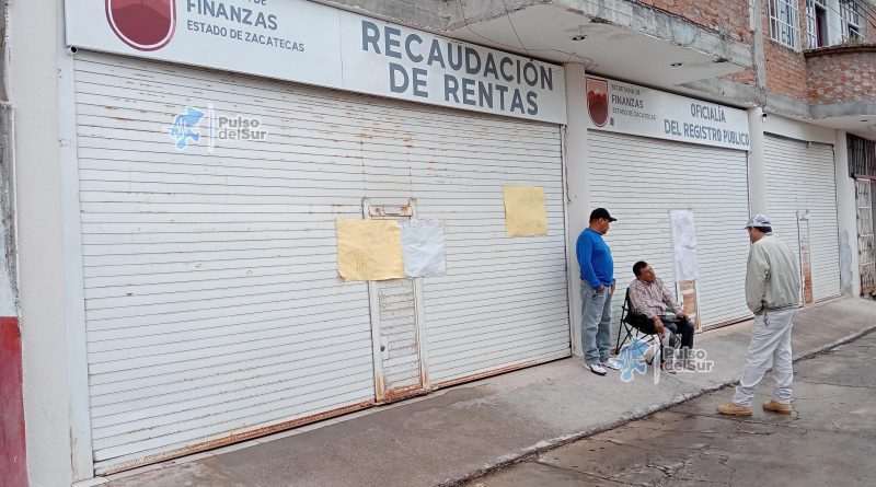 Telesecundarias mantienen paro en Jalpa; exigen cumplimiento sobre el pago de la hora 32
