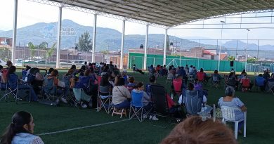 Docentes regresan a las aulas tras asamblea informativa en la Región 6