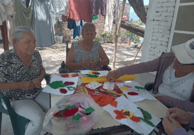 Promueve SMDIF actividades para el bienestar de las personas adultas mayores