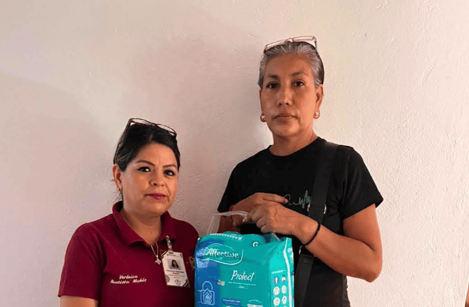 Entregan apoyos a personas con discapacidad en Apozol