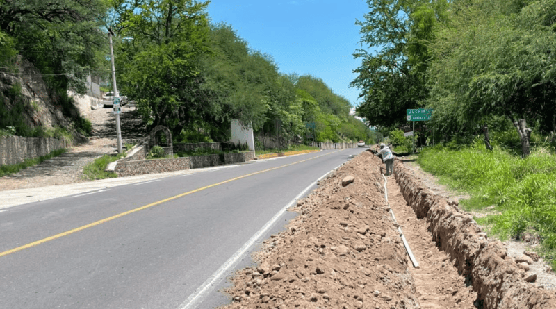 Amplían redes de agua potable y drenaje en El Lindero y Pozo Santo, en Apozol