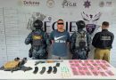 Detienen Fuerzas de Seguridad a hombre con arma de fuego, droga y equipo táctico en Joaquín Amaro