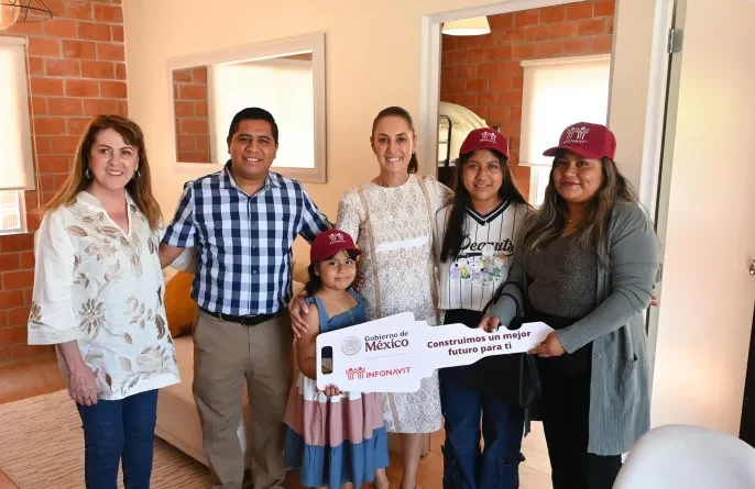 PRESIDENTA CLAUDIA SHEINBAUM ANUNCIA MÁS PREPARATORIAS, ATENCIÓN CASA POR CASA, EMPLEO A JÓVENES Y PRESENCIA DE LA GUARDIA NACIONAL PARA CONSTRUIR LA PAZ Y SEGURIDAD EN CUAUTLA, MORELOS