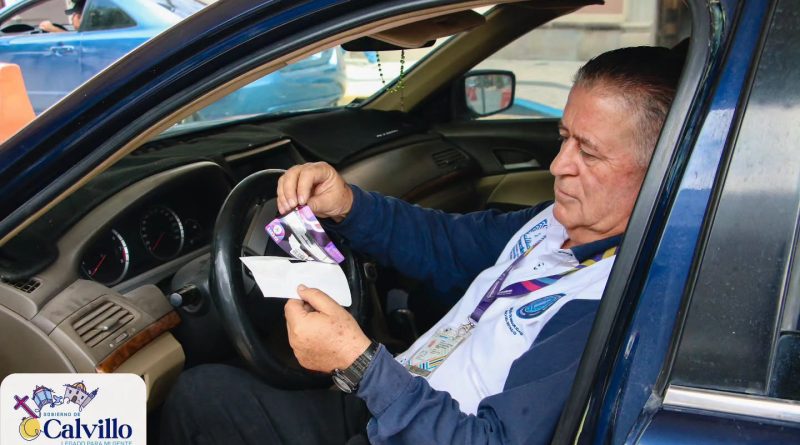 Instalan módulos del Repuve en la plaza principal de Calvillo