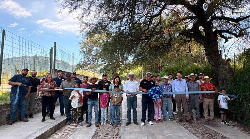 Mejoran movilidad con entrega de la calle Melchor Ocampo en Tabasco