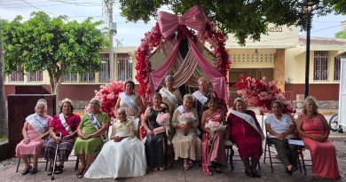 Apozol reconoce a sus adultos mayores y corona a Reina INAPAM 2026