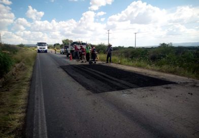 Avanzan trabajos de conservación vial en distintos municipios de Zacatecas