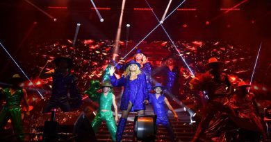 Yuri ameniza celebración de las Fiestas Patrias en Aguascalientes
