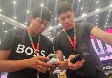 Respalda Gobernador David Monreal a estudiantes zacatecanos que participan en Campeonato Geológico en Rusia