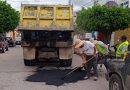 Calvillo continúa trabajos de bacheo en calles de la comunidad de Ojocaliente
