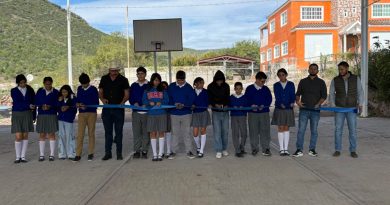 Entregan techumbre en telesecundaria de Cosalima para mejorar espacios educativos